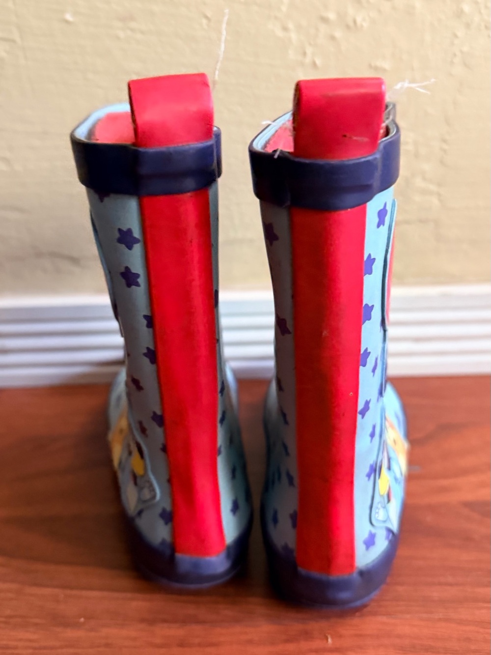 Bluey Light Blue Kids Rain Boots with Star Pattern - Picture 3 of 6